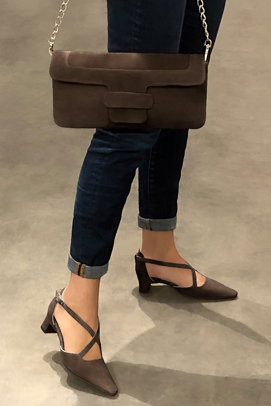 Chocolate brown women's open side shoes, with crossed straps. Tapered toe. Medium spool heels. Worn view - Florence KOOIJMAN